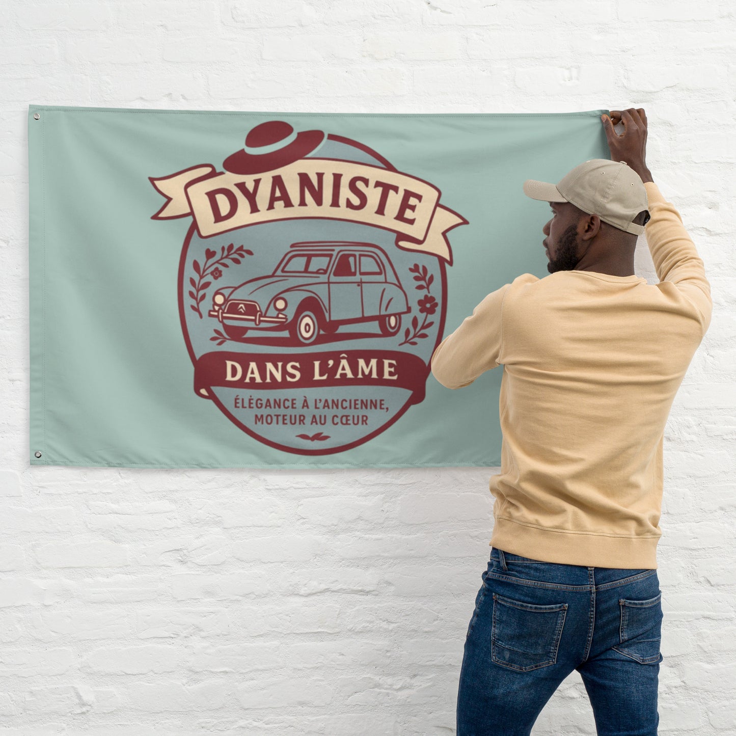 Flag “Dyaniste dans l'âme” – Elegance on wheels, nostalgia in style