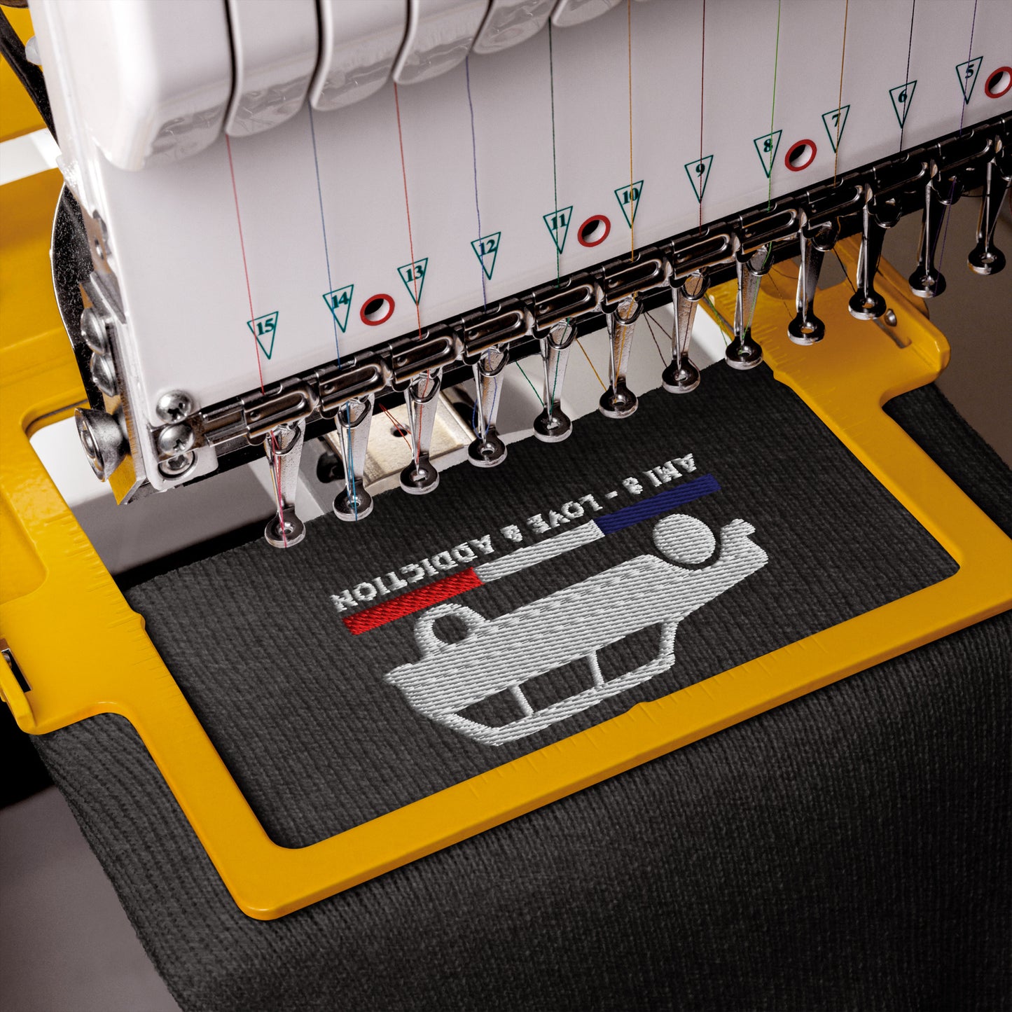 Beanie “Ami 8 – Love & Addiction” | Franse stijl met Citroën-karakter