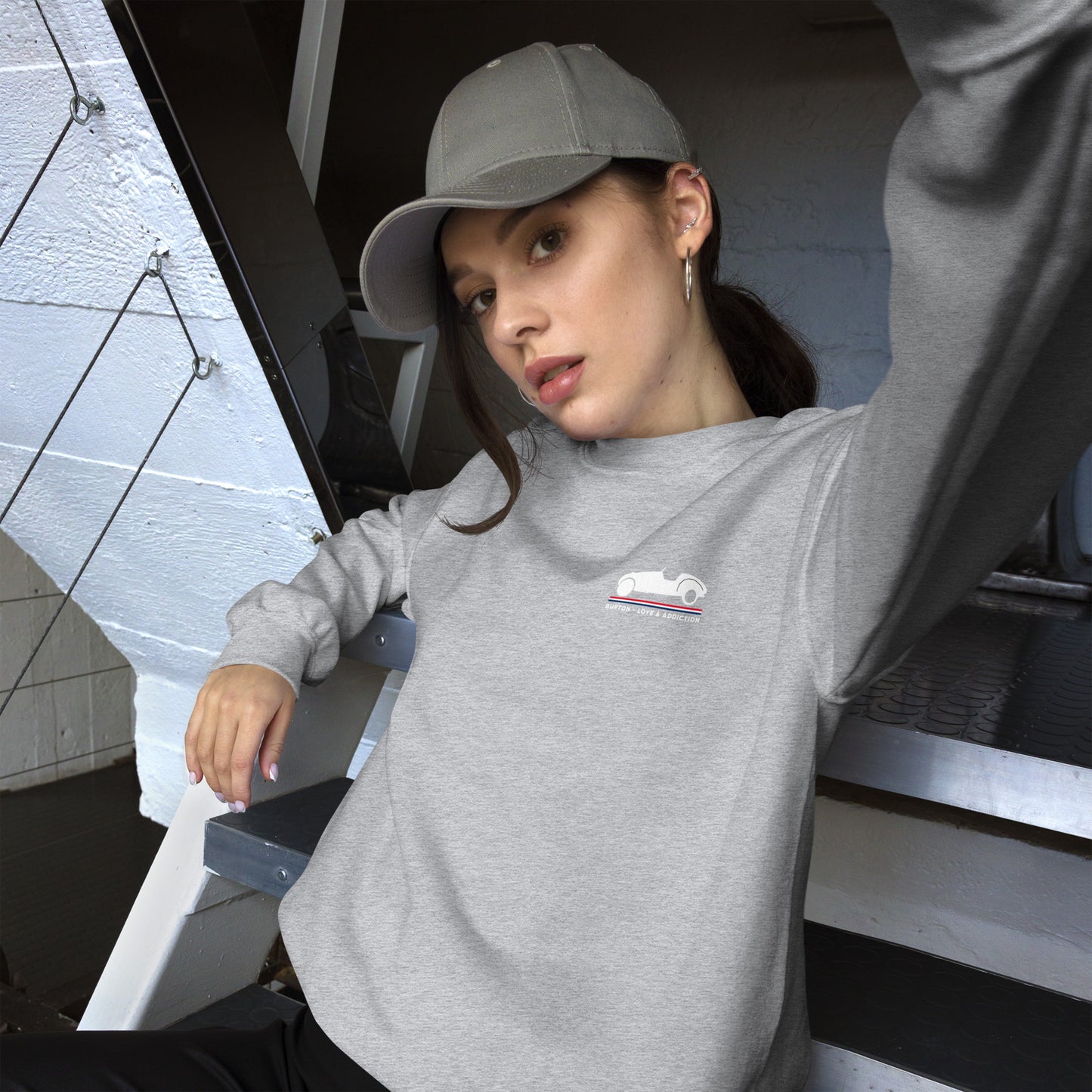 Sweatshirt “Burton – Love & Addiction” | Stijlvolle warmte met Nederlands karakter