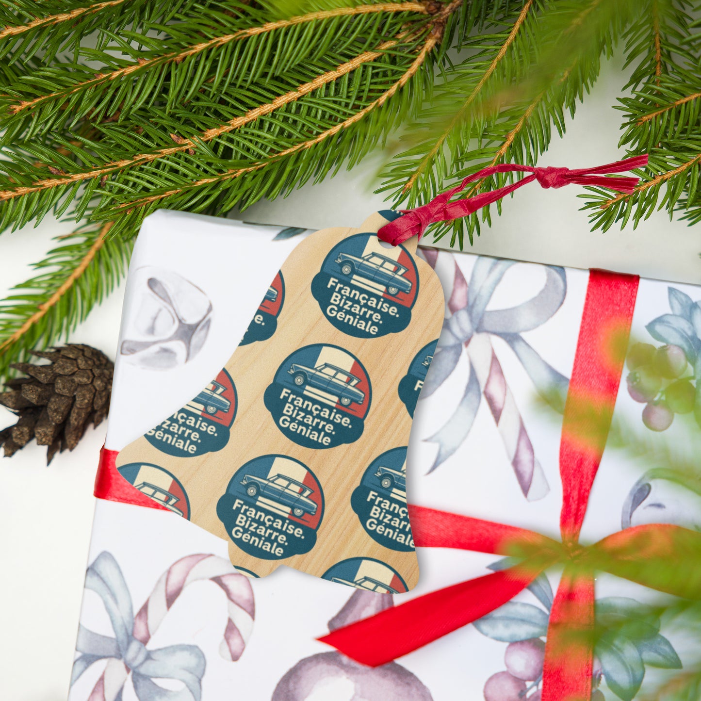 Citroën Ami 6 Christmas Ornament – French Charm with a Touch of Christmas Magic