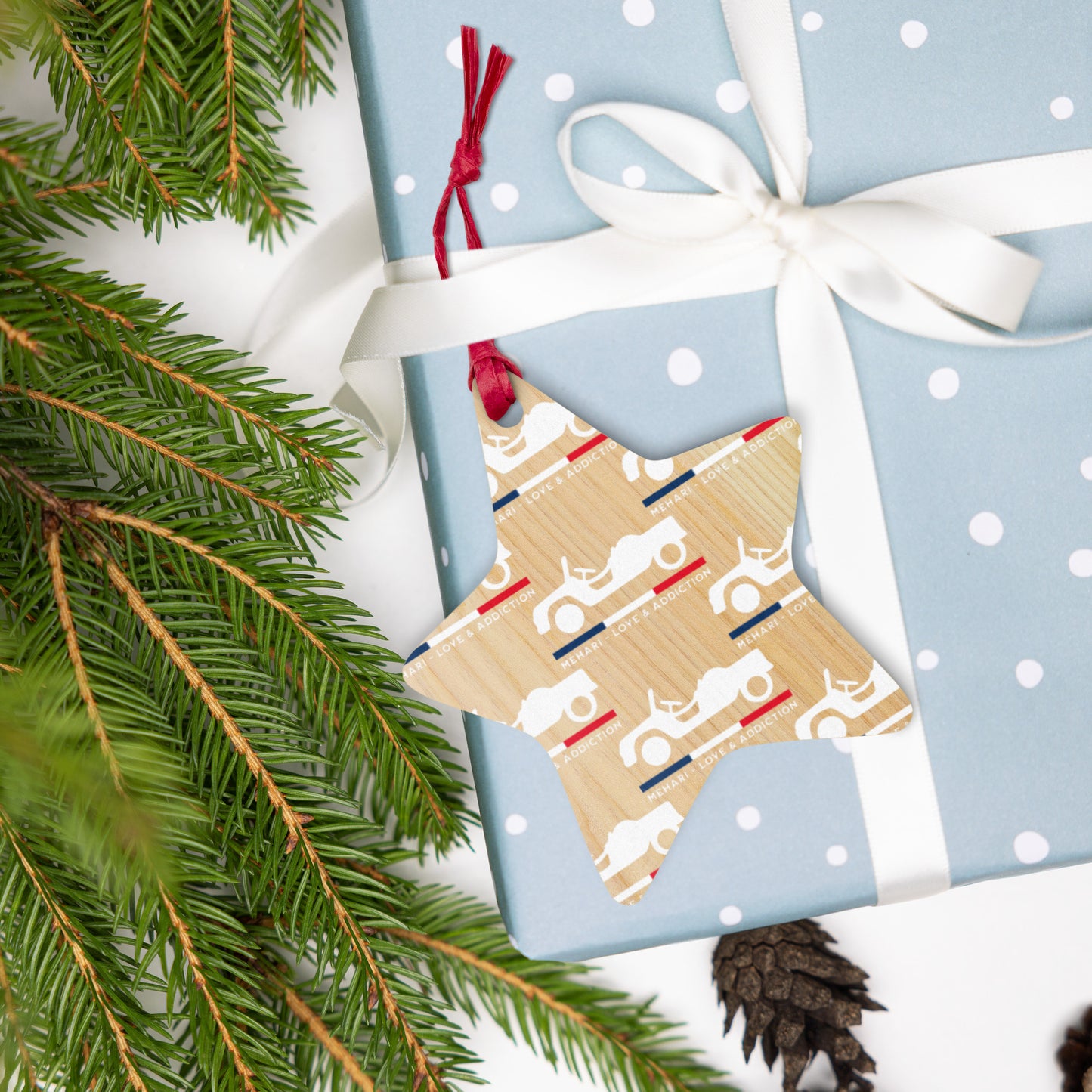 🎄 Wooden Christmas ornament "Méhari – Love & Addiction" | Double-sided & Magnetic
