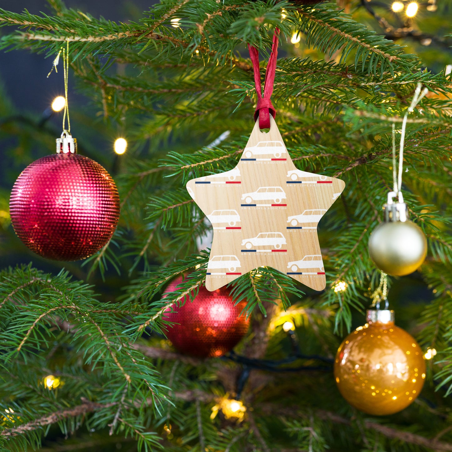 Wooden Citroën Ami 8 Break Ornament – French Retro Charm in Your Home!