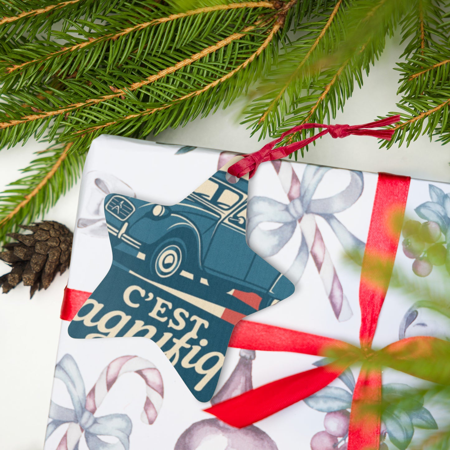 Wooden Ornament "C'est Magnifique – Citroën 2CV"