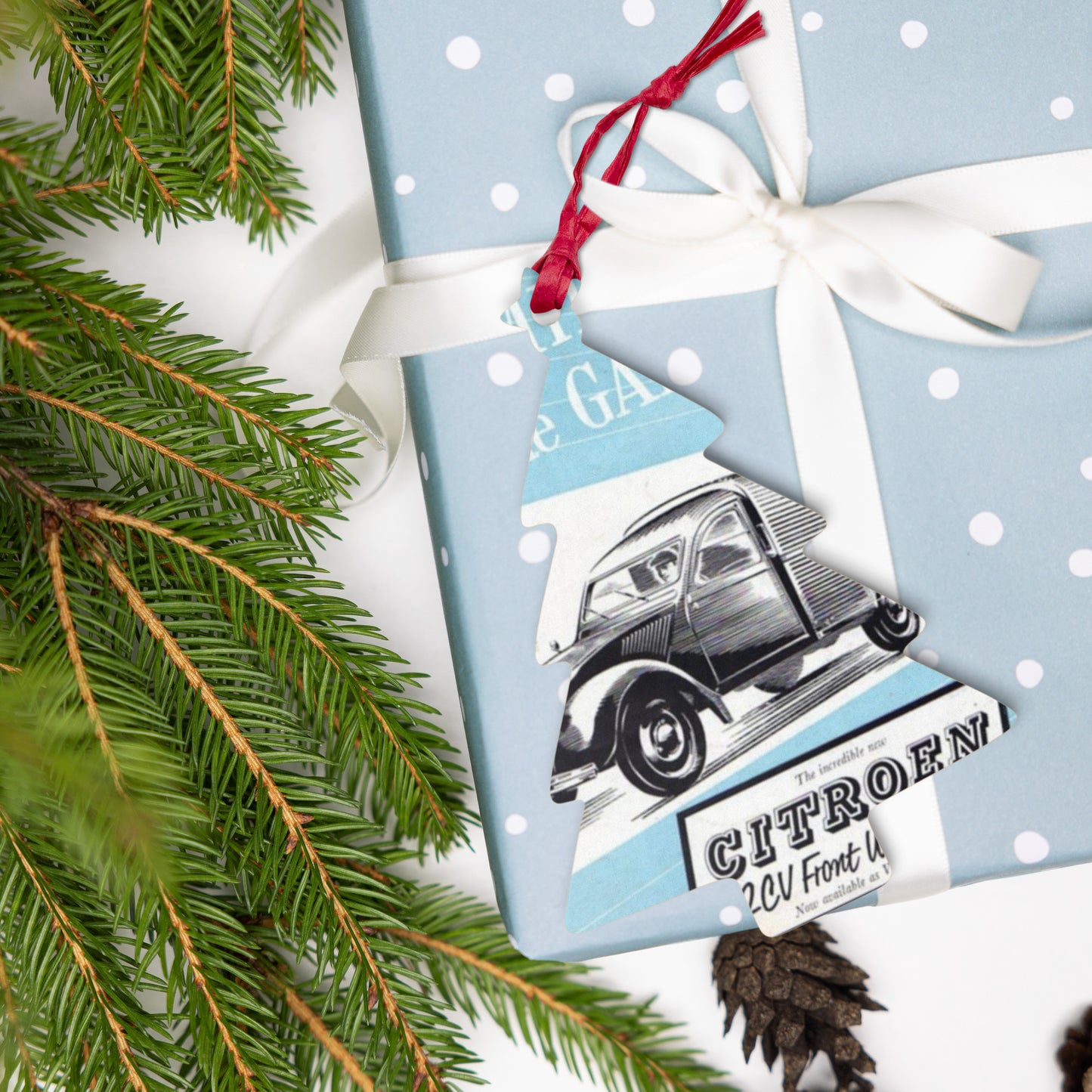 Wooden Ornament – Citroën 2CV Fourgonnette Retro Design