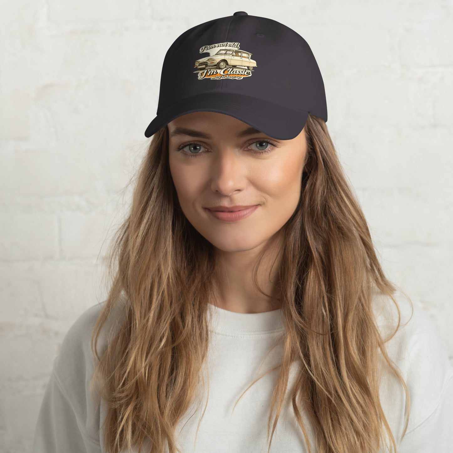 Classic Collection Dad Cap – Citroën Ami 6 Retro Illustration