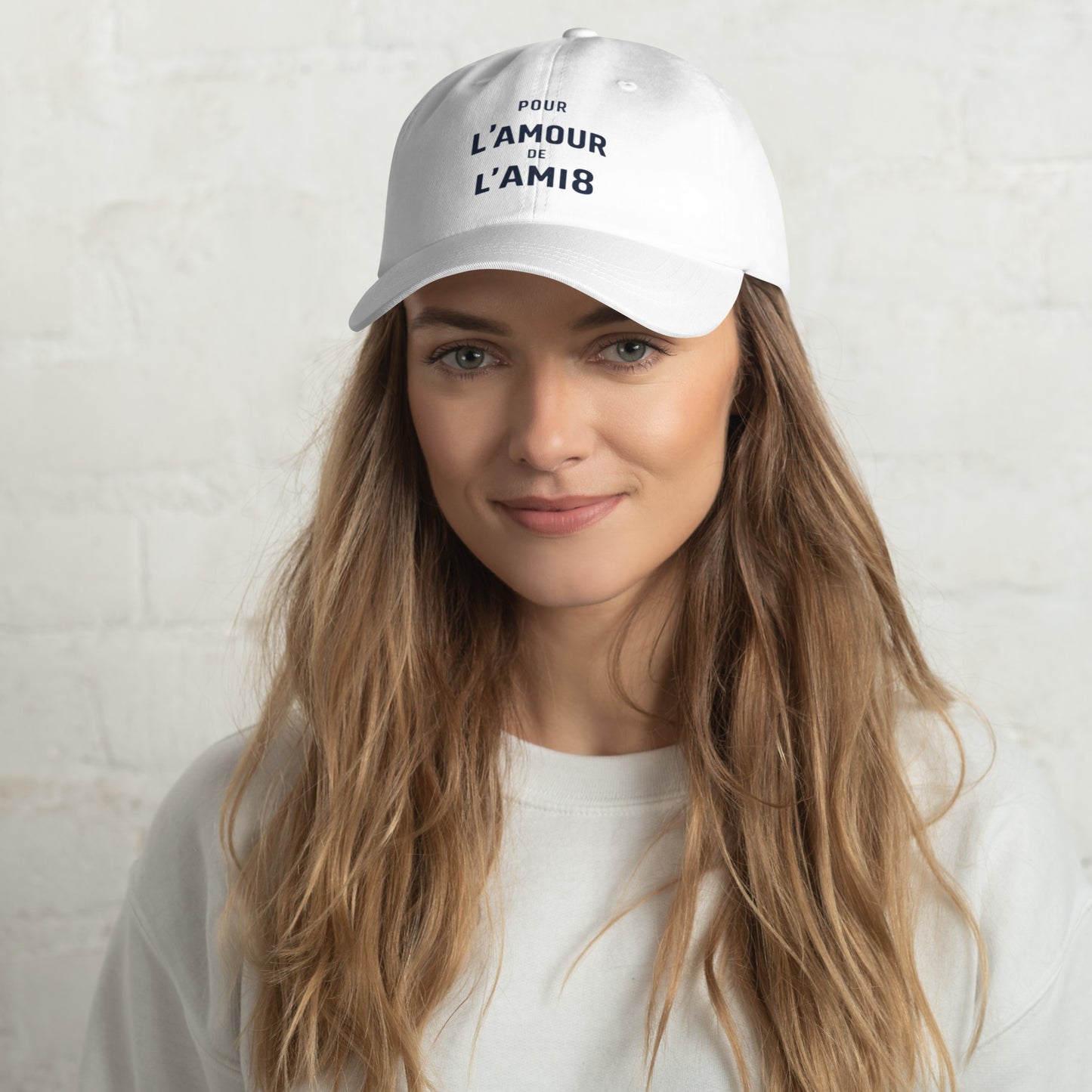 Casquette L’amour Dad Cap – Casquette avec illustration typographique « Pour l’Amour de l’AMI8 »