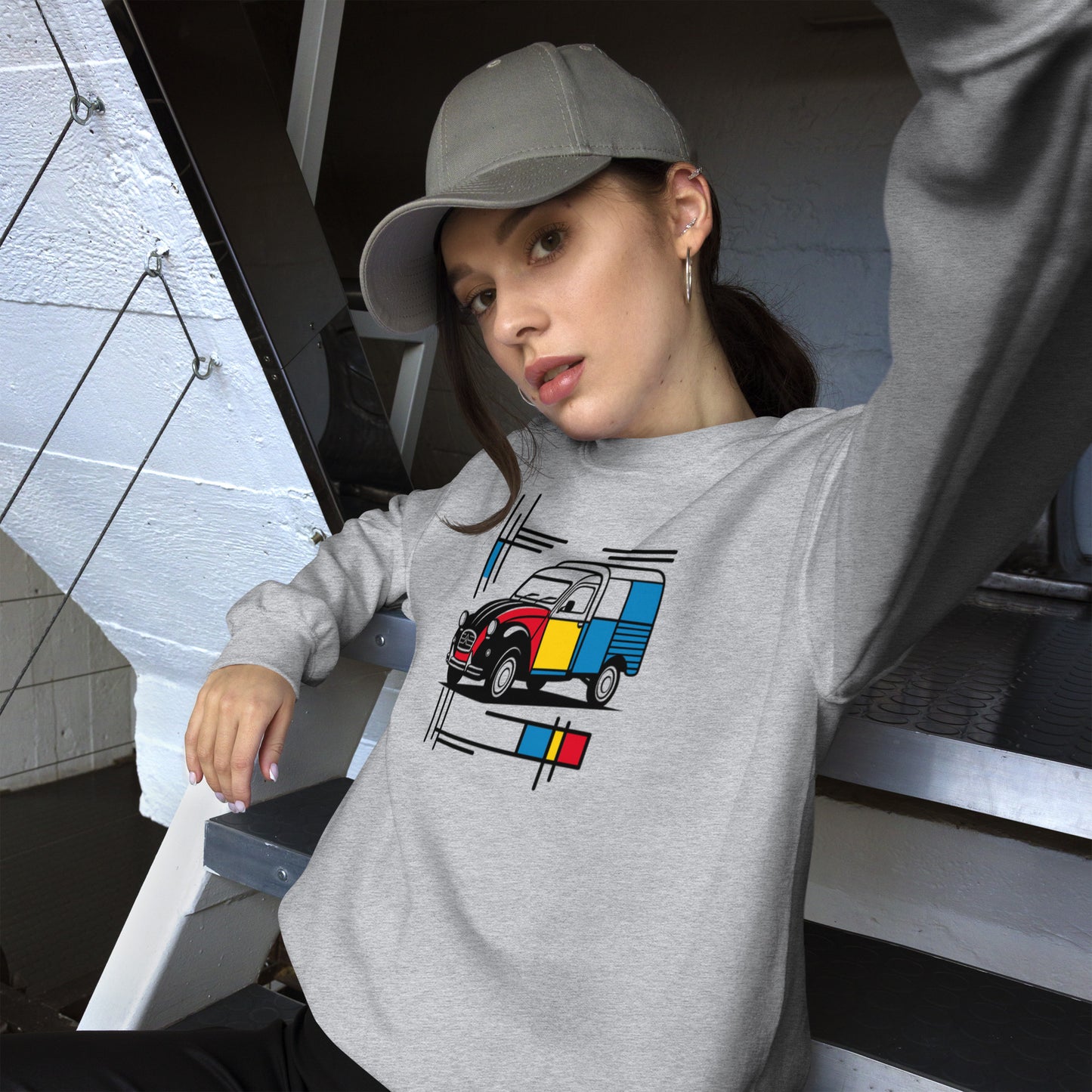 Mondrian Sweatshirt – Citroën 2CV Fourgonnette | Warm unisex design with artistic flair