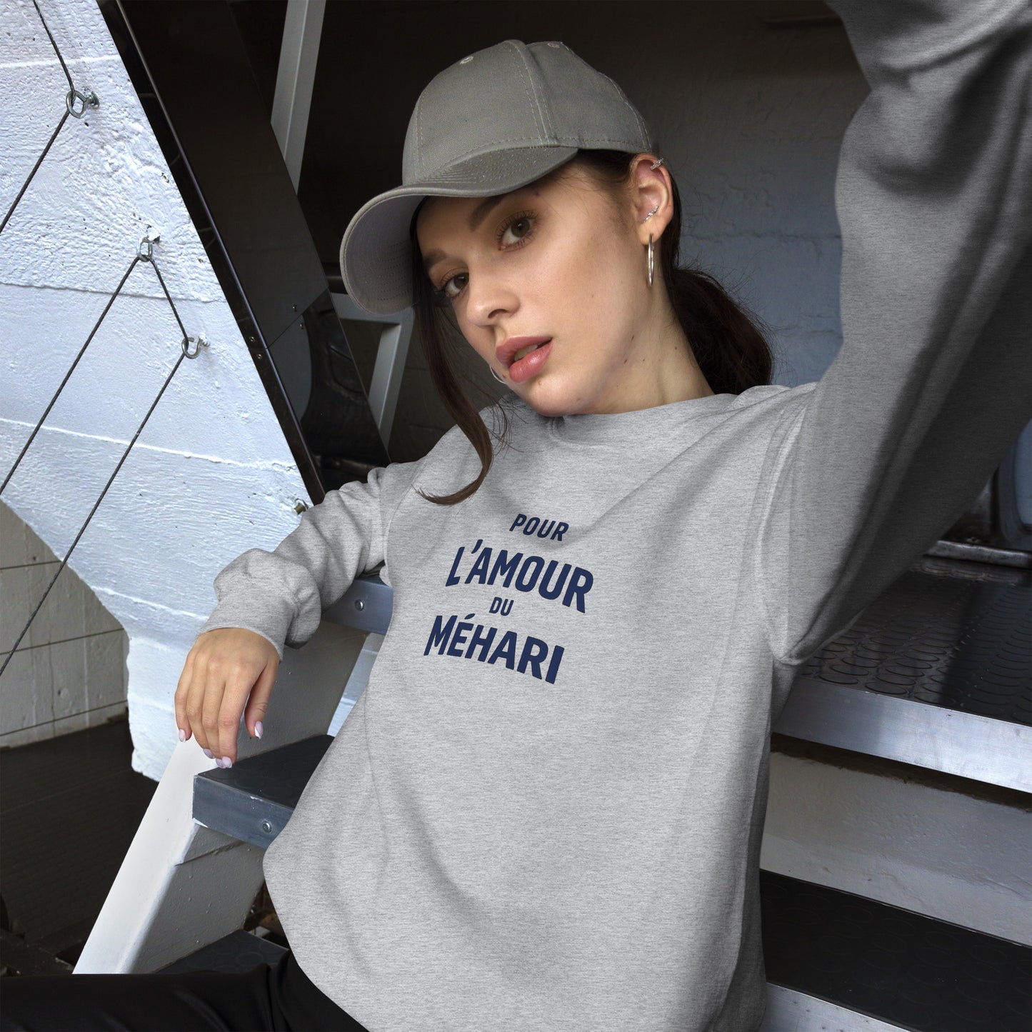 Sweat-shirt « Pour L’Amour du Méhari » – Col rond unisexe avec impression typographique épurée