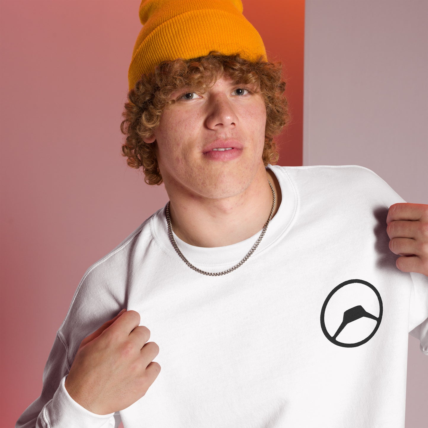 Unisex Sweatshirt with Embroidered Citroën A-type Steering Wheel – Warm & Timeless Design