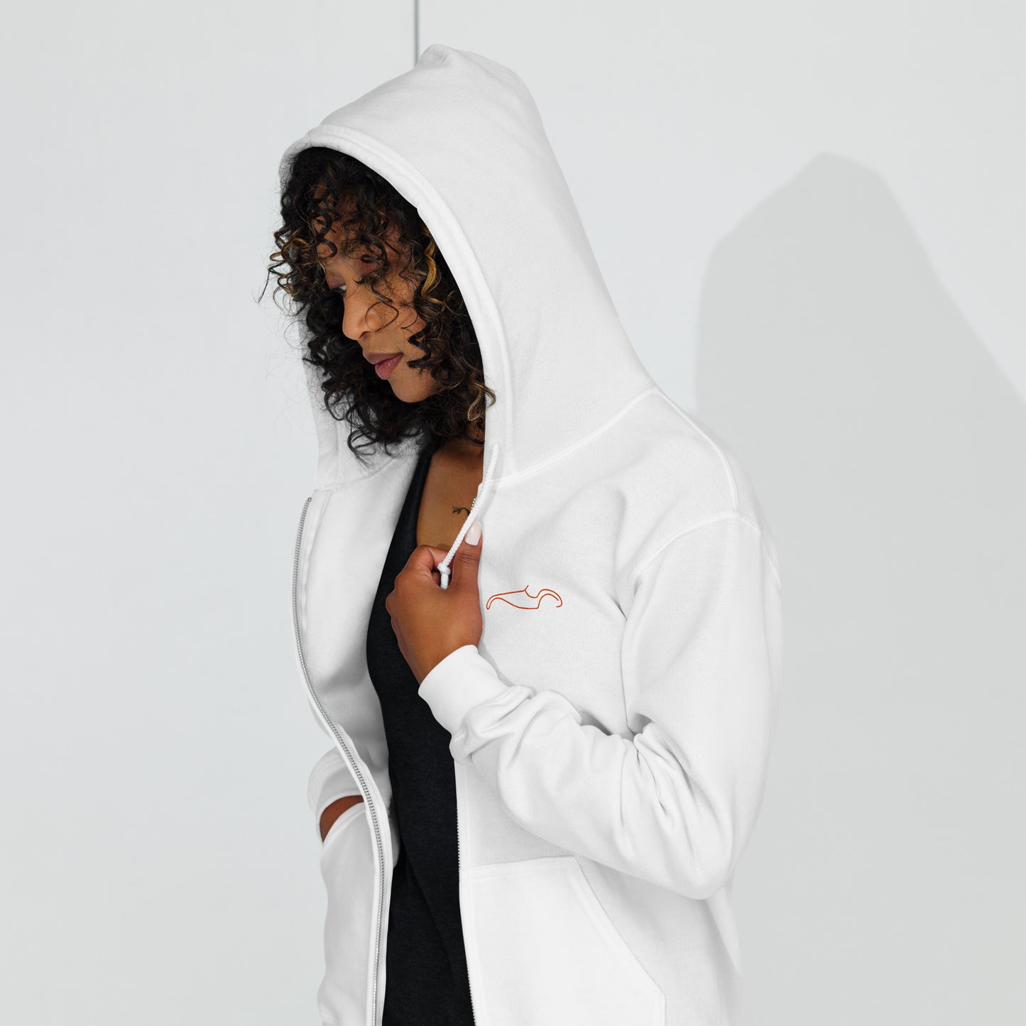 Silhouette Collectie – Burton Sportscar Lijnkunst Unisex Zip Hoodie | Minimalistisch Oranje Geborduurd Design