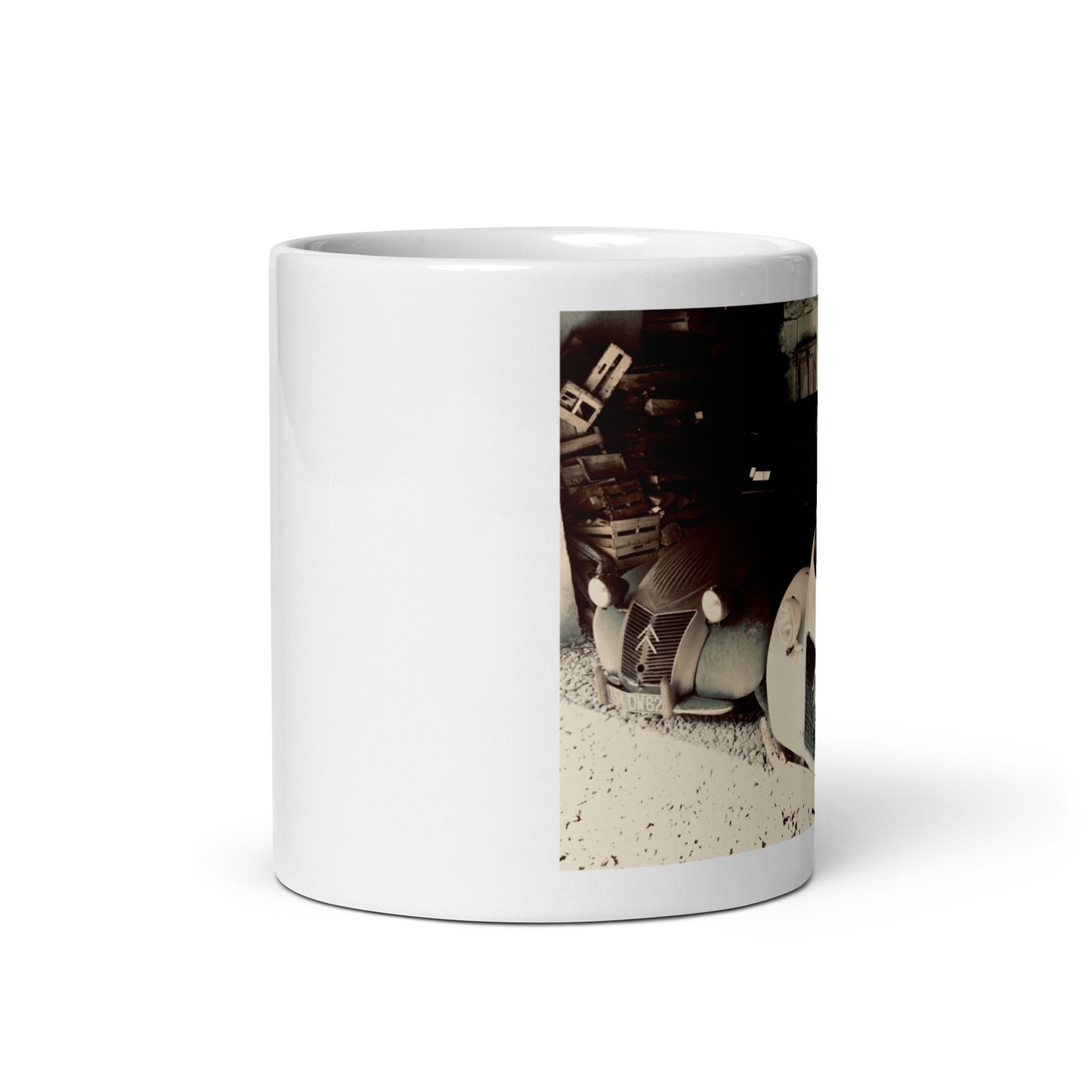 Sahara 2cv 4x4 mug in a barn - 300 ml